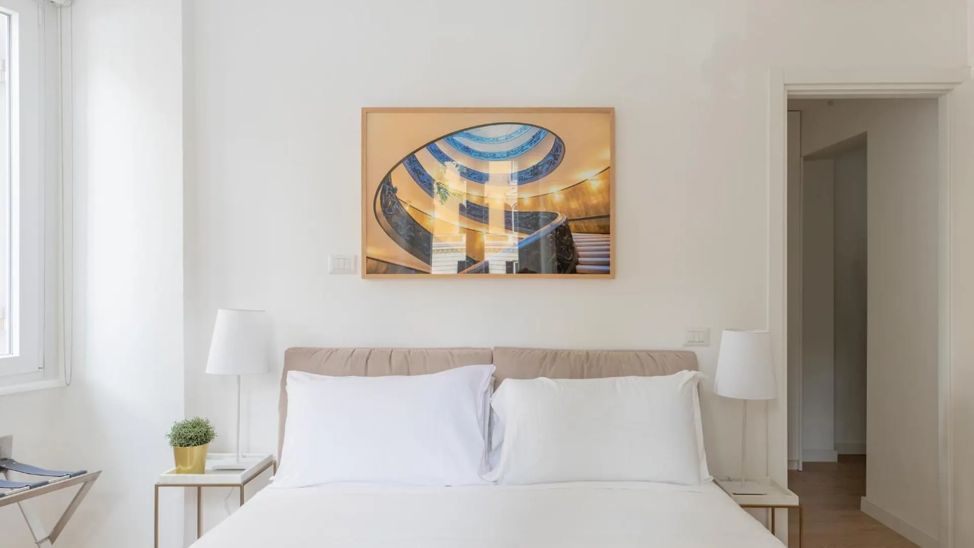 Iflat Vatican 2 Bedroom Design Apartment Rome