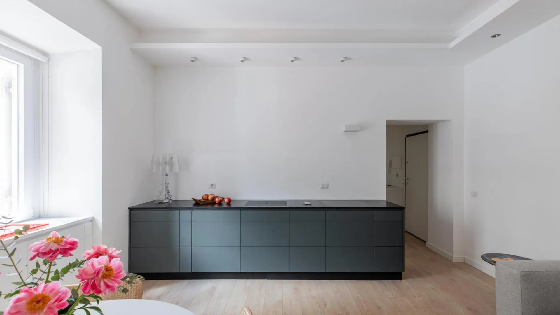Iflat Vatican 2 Bedroom Design Apartment Rome