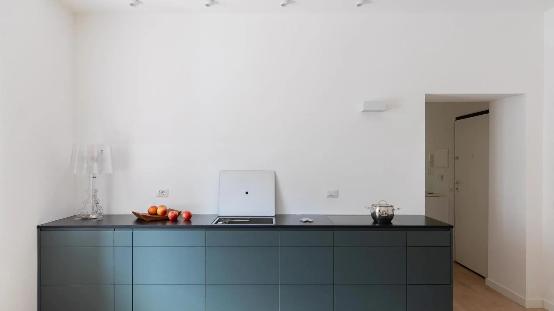 Iflat Vatican 2 Bedroom Design Apartment Rome