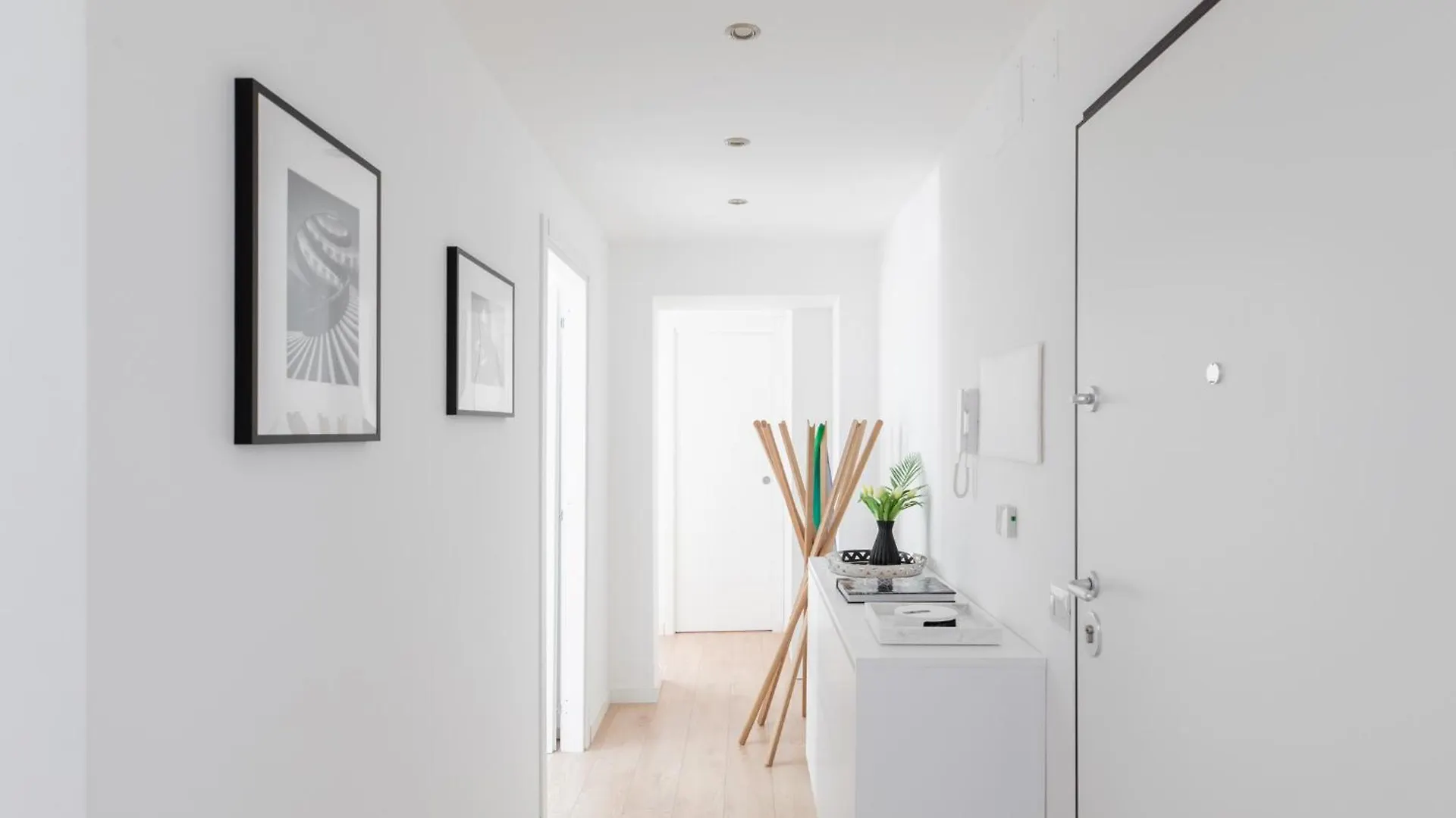 Iflat Vatican 2 Bedroom Design Apartment Rome