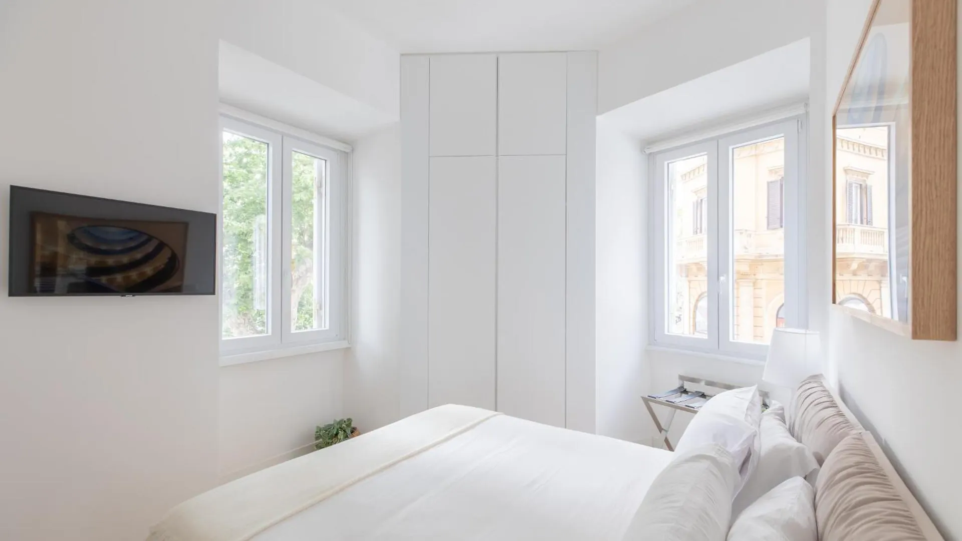 Iflat Vatican 2 Bedroom Design Apartment Rome