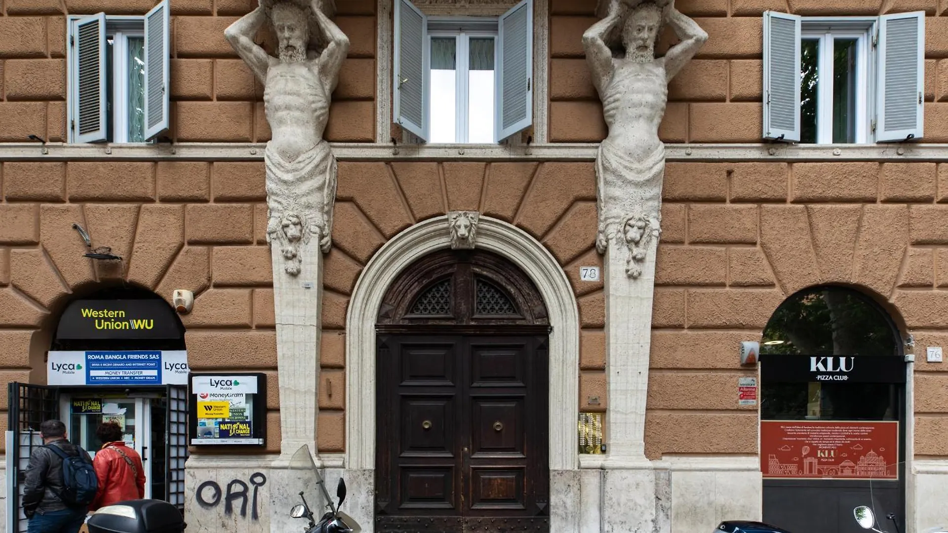 Iflat Vatican 2 Bedroom Design Apartment Rome